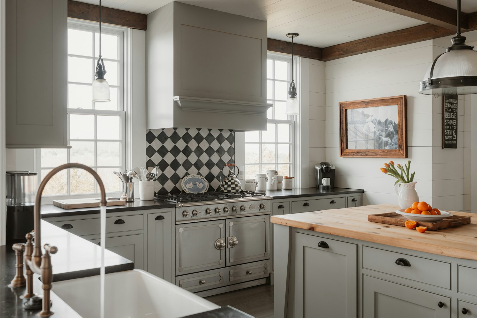 Custom kitchen with refined finishes in Foley, Alabama